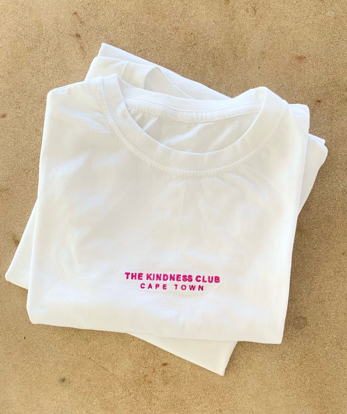 Unisex T-Shirt white with pink embroidery